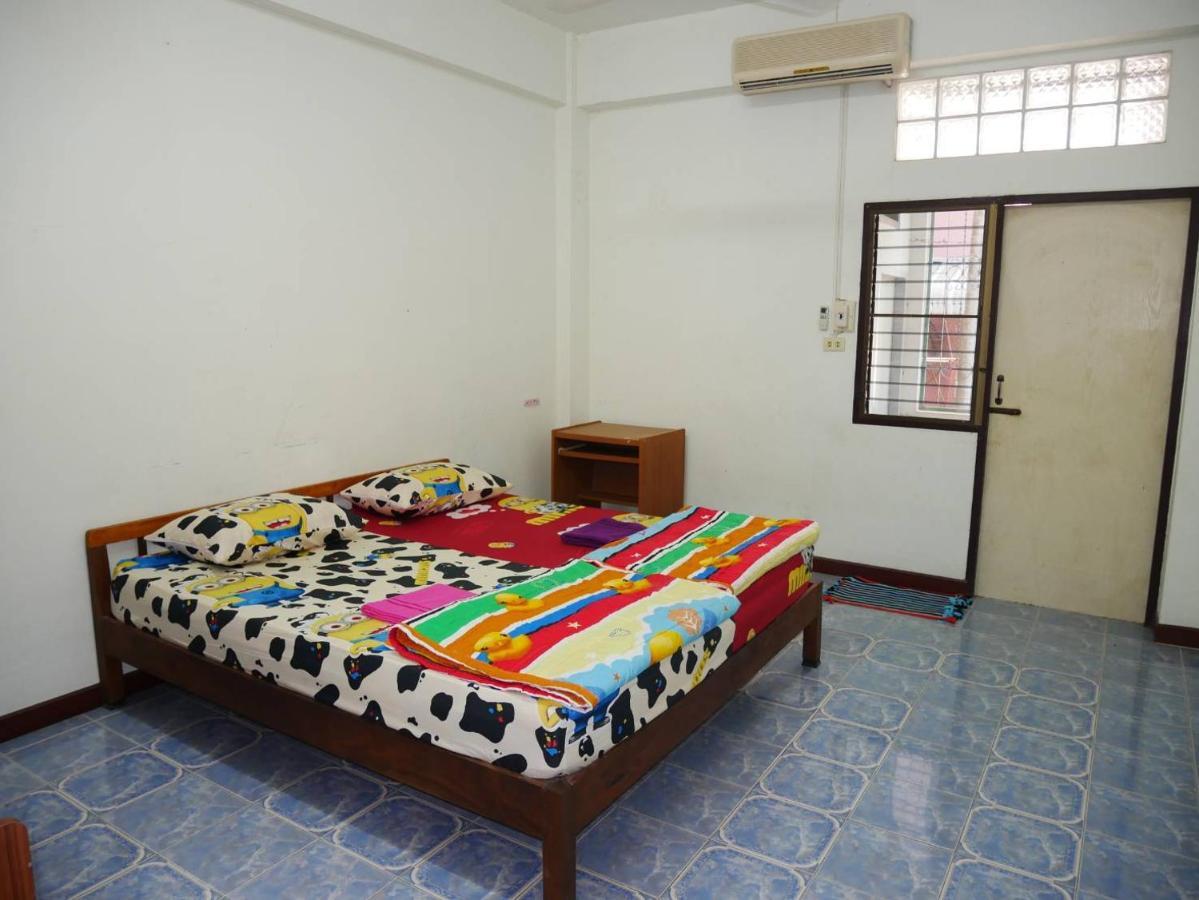 Aparthotel Kim Mansion คิมแมนชั่น Buri Ram Zewnętrze zdjęcie