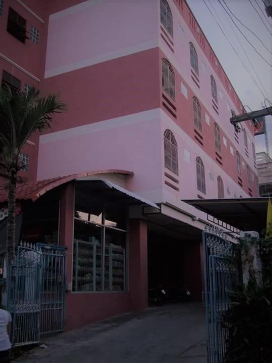 Aparthotel Kim Mansion คิมแมนชั่น Buri Ram Zewnętrze zdjęcie